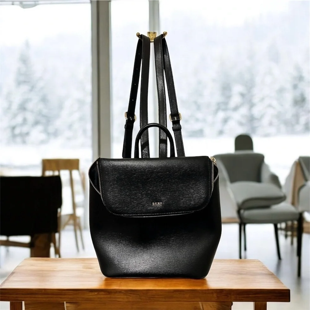 DKNY Black BRYANT Backpack. NEW - Picture 4 of 12